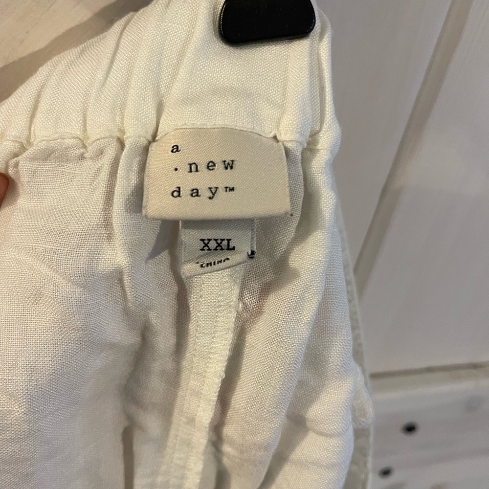 Linen shorts - Picture 4 of 4